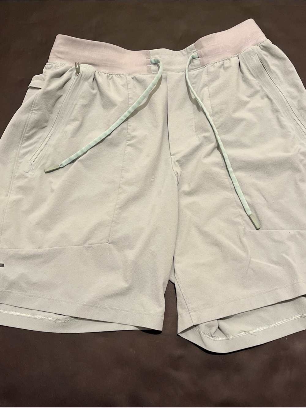 lululemon athletica Men's Light Mint Athletic Shorts Sz S